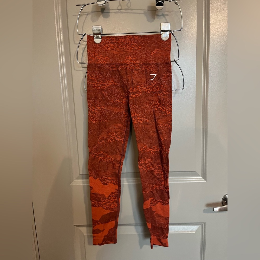 Gym Shark Orange/Red Camo Leggings